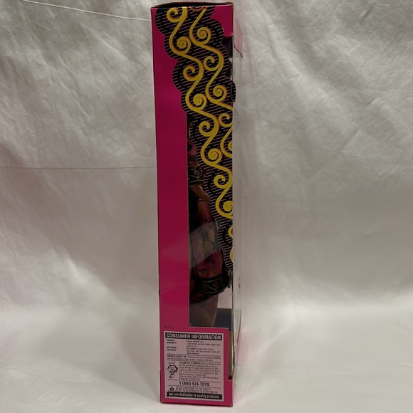 Chinese Barbie - Picture 4 of 5